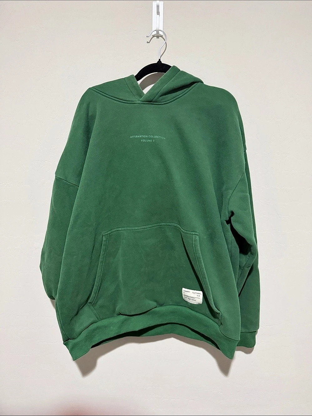Comfrt Affirmation Collection Volume 9 Green 2XL Like New Hoodie